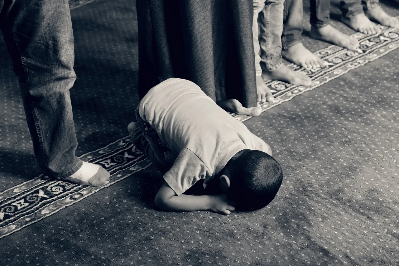 kid, praying, muslim
